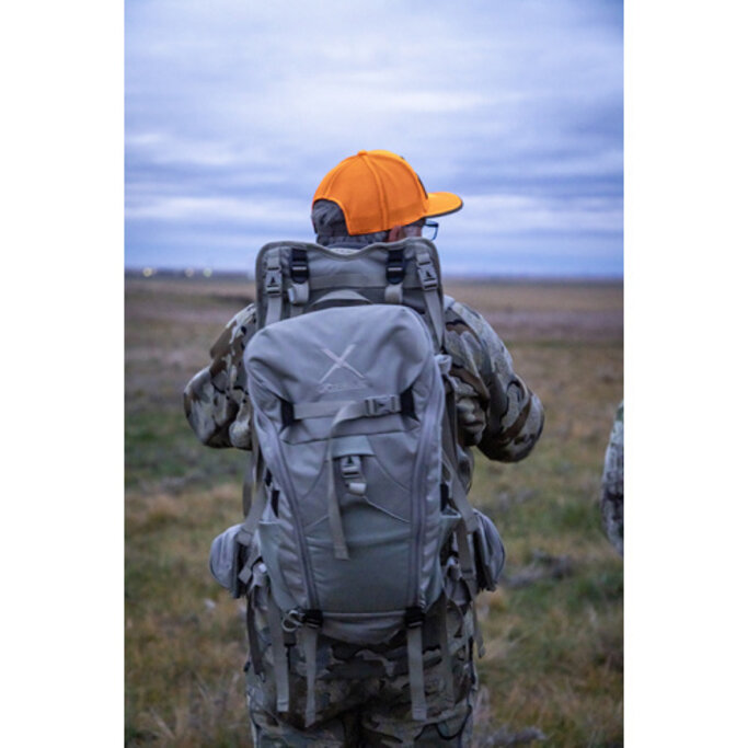 ALPS OutdoorZ - Elite Frame Backpack + 1800 Pack - Military & Gov