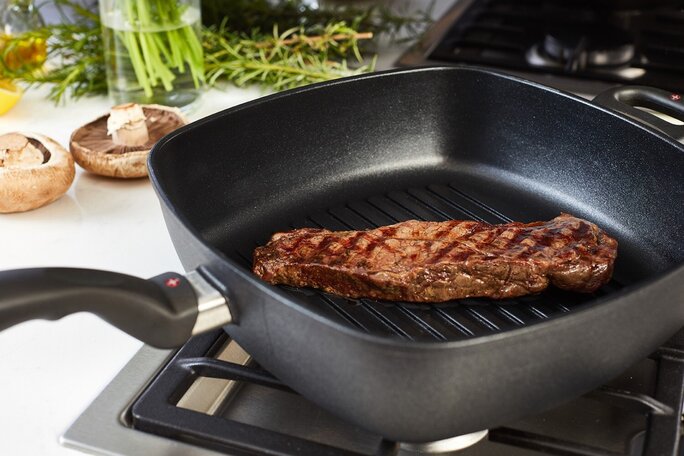 XD Nonstick Double-Burner Griddle