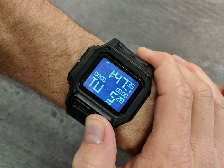 Nixon on sale regulus review